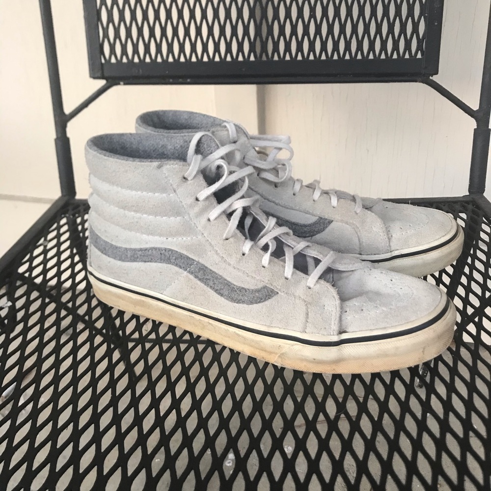 Suede/ fabric feeling high-top vans